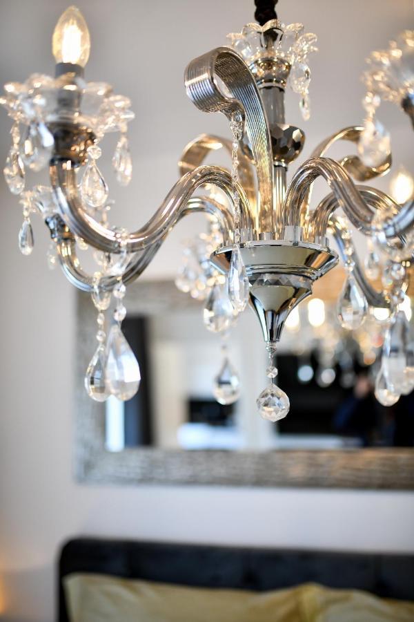 Lauris Luxury Apartment Zara Esterno foto