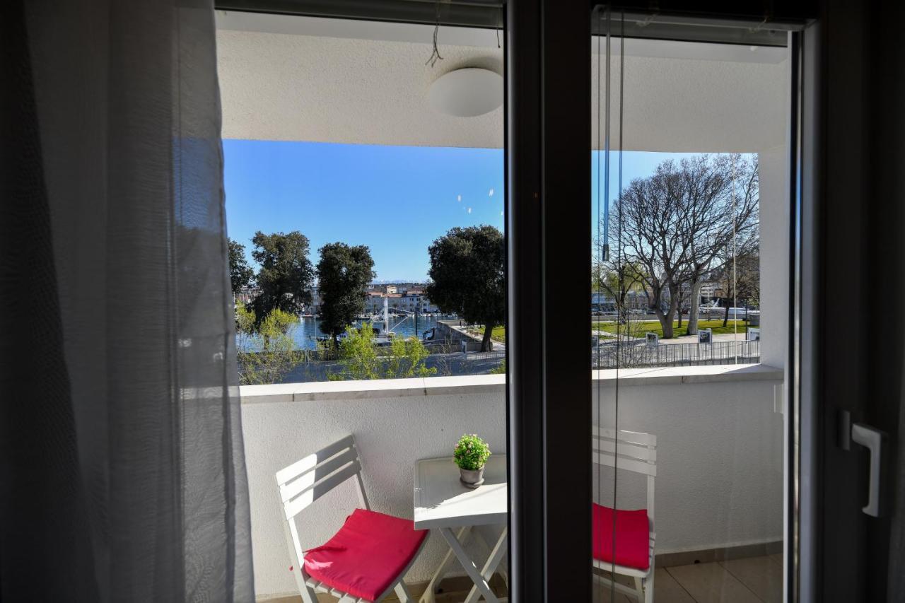 Lauris Luxury Apartment Zara Esterno foto