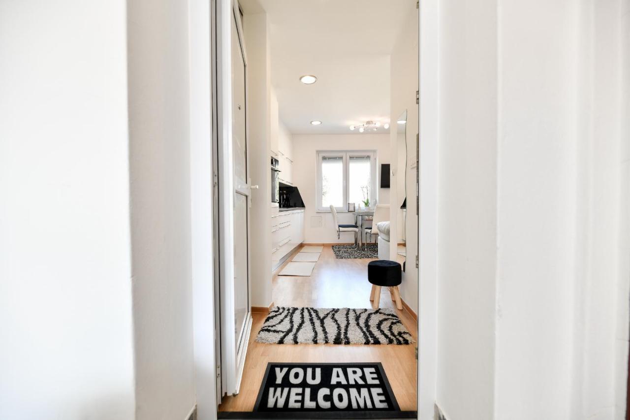 Lauris Luxury Apartment Zara Esterno foto