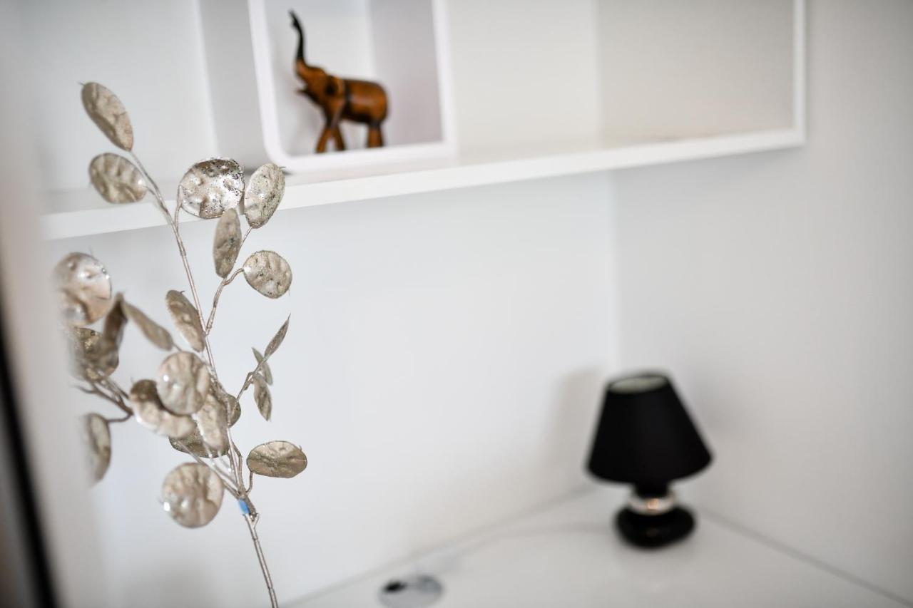 Lauris Luxury Apartment Zara Esterno foto
