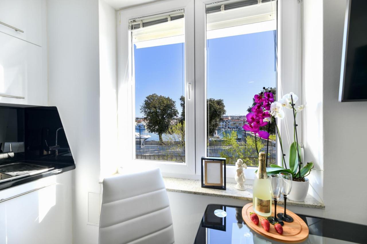 Lauris Luxury Apartment Zara Esterno foto